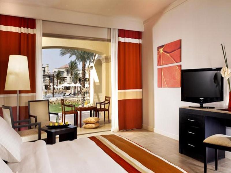 Jaz Little Venice Golf Resort Ain Sukhna Exterior foto A room at the Hilton Sharm El Sheikh