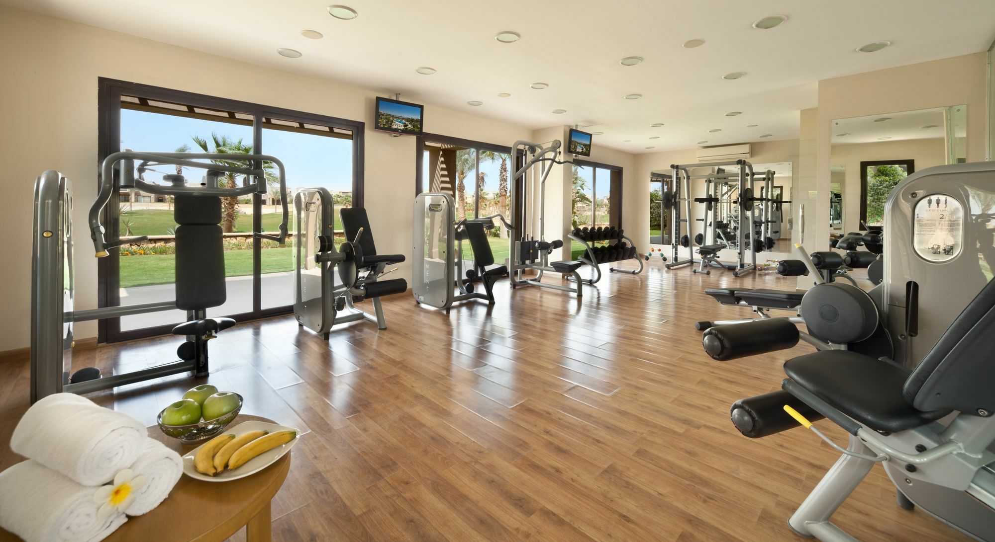 Jaz Little Venice Golf Resort Ain Sukhna Exterior foto The gym at the resort